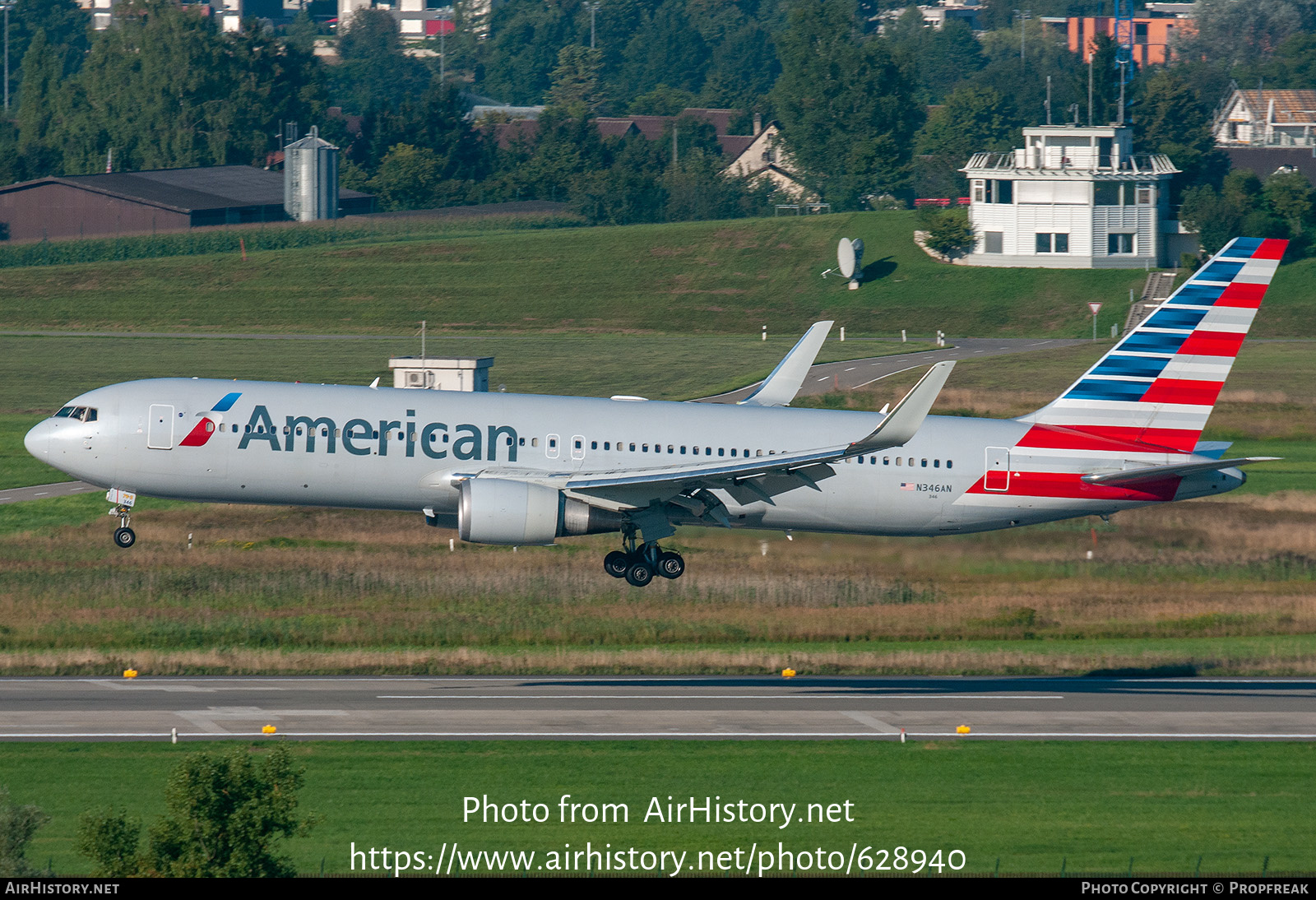 Aircraft Photo of N346AN | Boeing 767-323/ER | American Airlines | AirHistory.net #628940