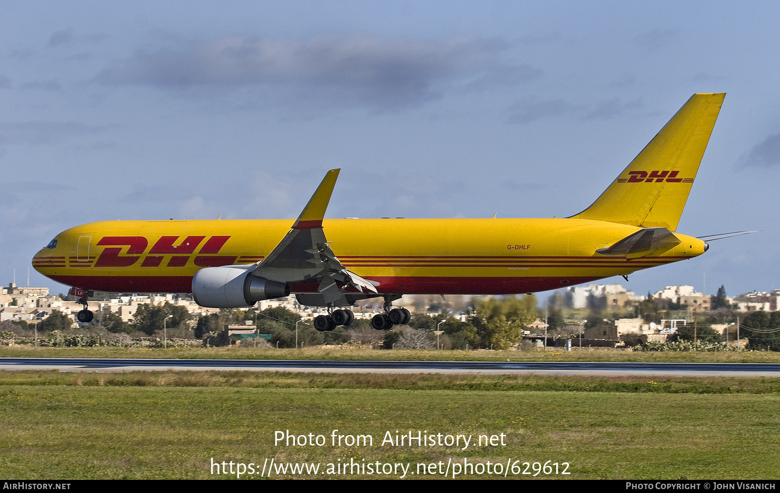 Aircraft Photo of G-DHLF | Boeing 767-3JHF | DHL International | AirHistory.net #629612