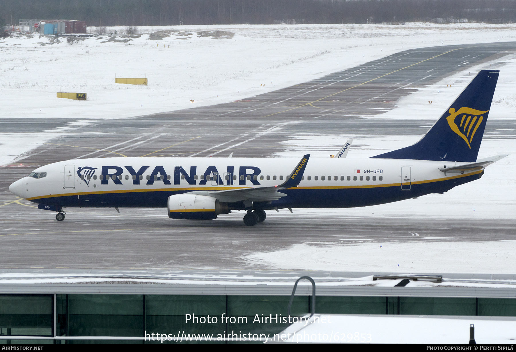 Aircraft Photo of 9H-QFD | Boeing 737-8AS | Ryanair | AirHistory.net #629853