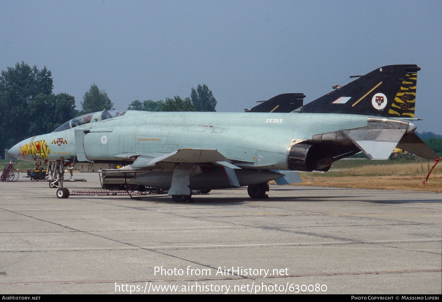 Aircraft Photo of ZE355 | McDonnell Douglas F-4J Phantom II | UK - Air Force | AirHistory.net #630080