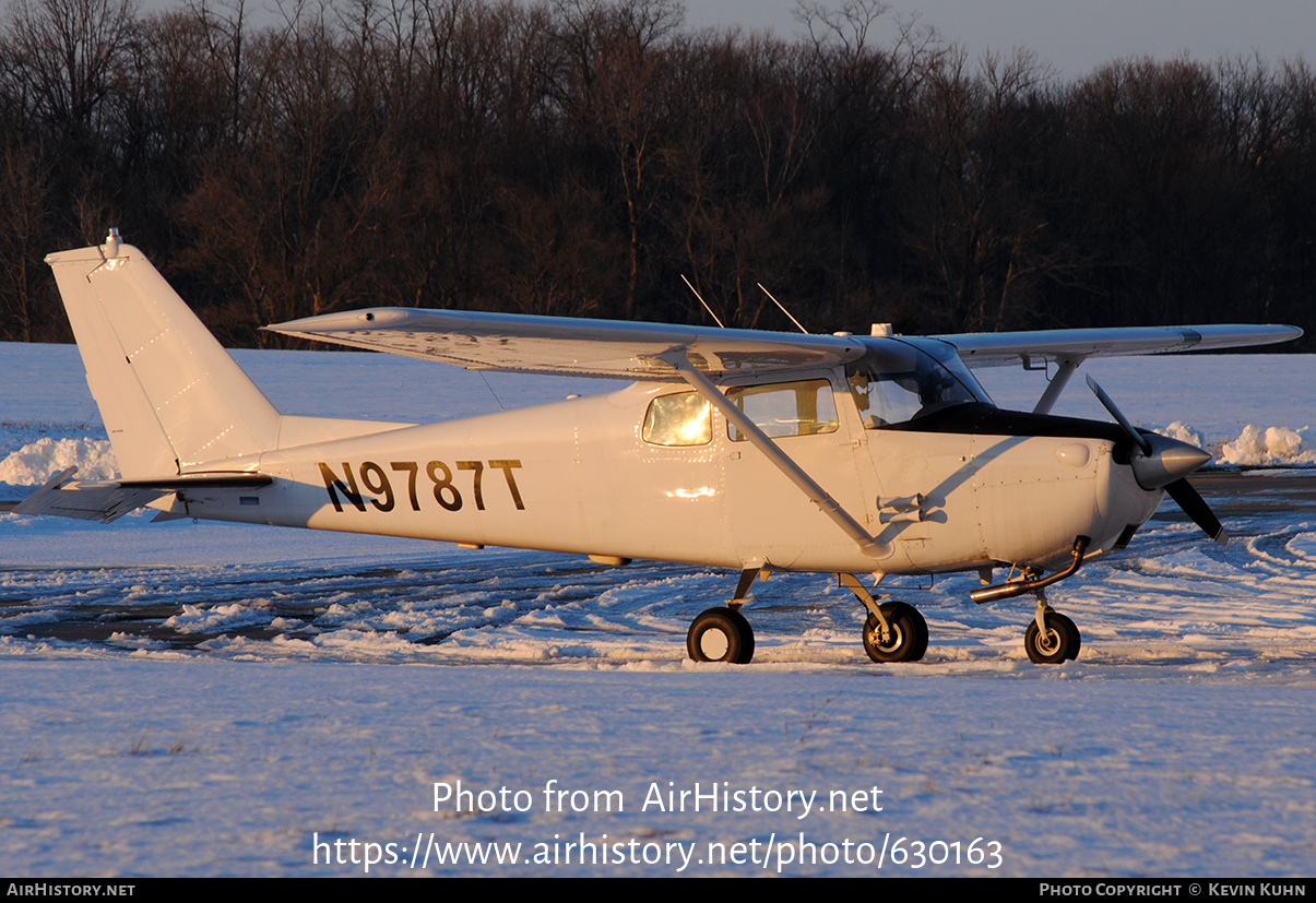 Aircraft Photo of N9787T | Cessna 172A | AirHistory.net #630163