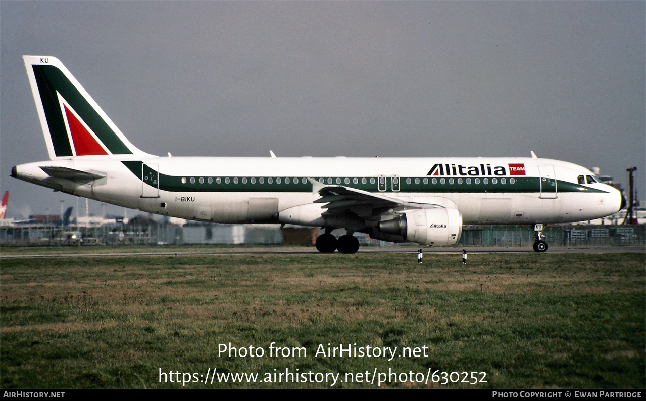 Aircraft Photo of I-BIKU | Airbus A320-214 | Alitalia | AirHistory.net #630252