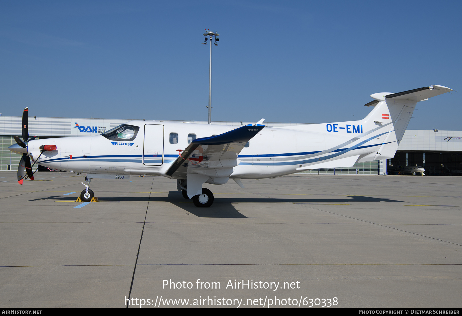 Aircraft Photo of OE-EMI | Pilatus PC-12NGX (PC-12/47E) | AirHistory.net #630338