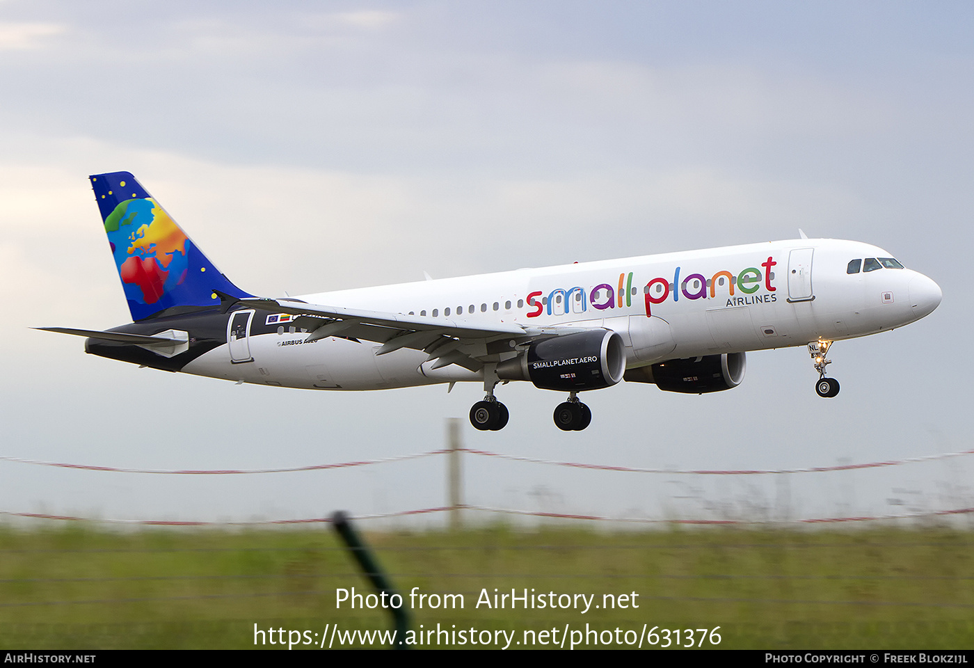 Aircraft Photo of LY-ONL | Airbus A320-214 | Small Planet Airlines | AirHistory.net #631376