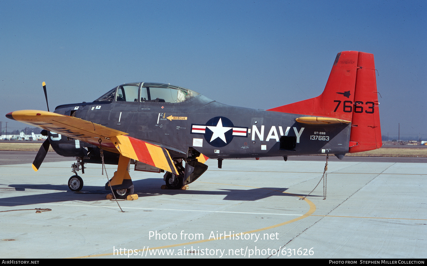 Aircraft Photo of 137663 / 7663 | North American DT-28B Trojan | USA - Navy | AirHistory.net #631626