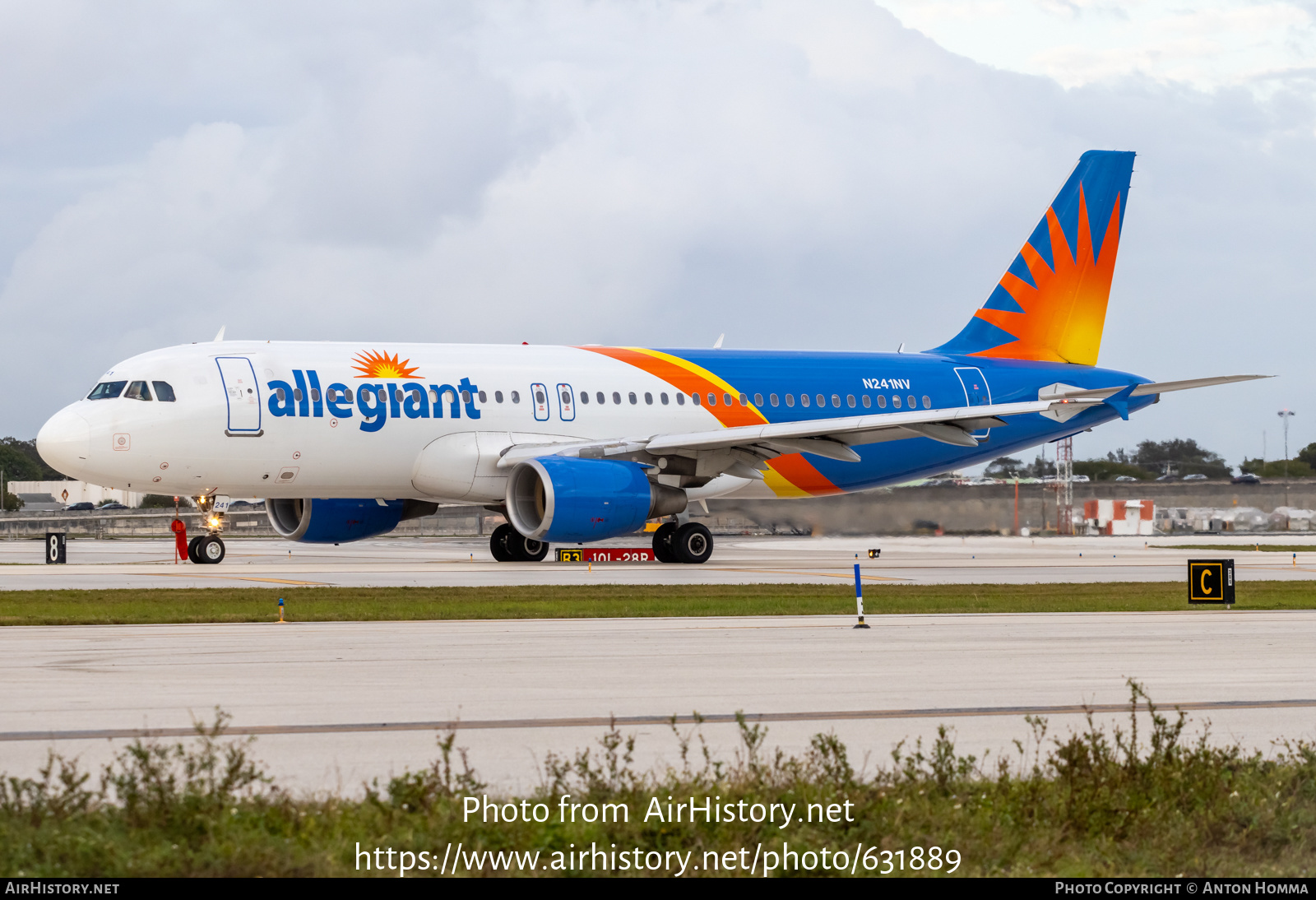 Aircraft Photo of N241NV | Airbus A320-214 | Allegiant Air | AirHistory.net #631889