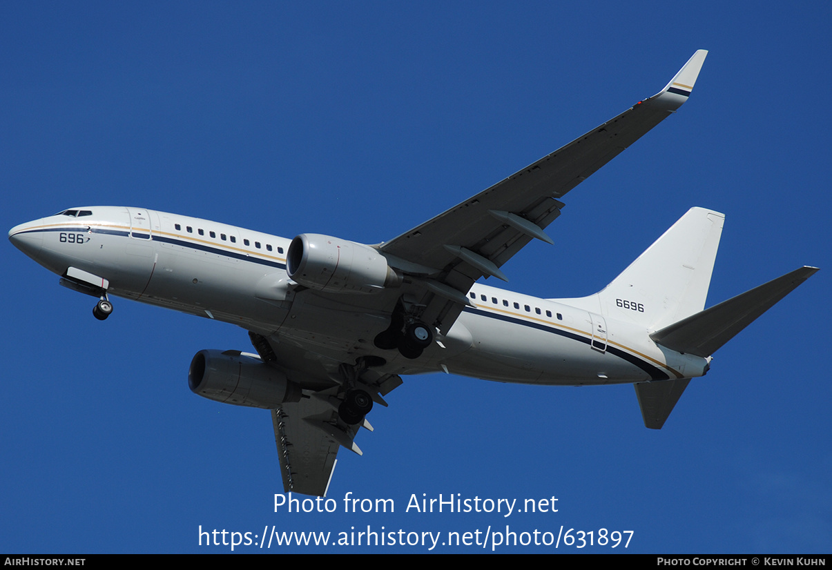 Aircraft Photo of 166696 / 6696 | Boeing C-40A Clipper | USA - Navy | AirHistory.net #631897