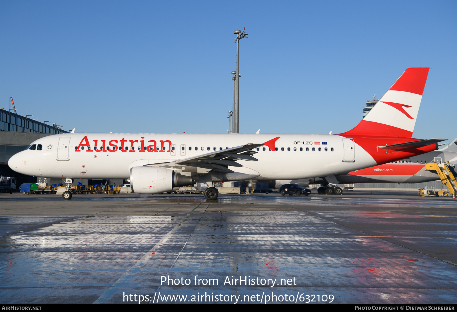 Aircraft Photo of OE-LZC | Airbus A320-214 | Austrian Airlines | AirHistory.net #632109