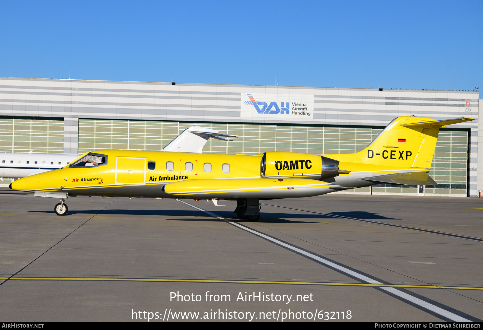 Aircraft Photo of D-CEXP | Gates Learjet 35A | Air Alliance Express | AirHistory.net #632118