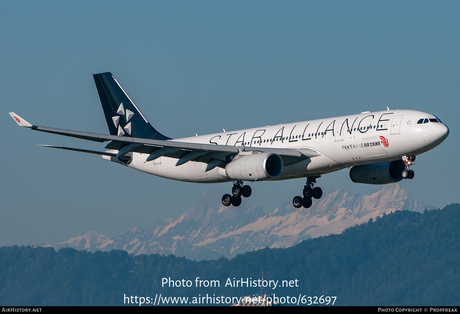 Aircraft Photo of B-6093 | Airbus A330-243 | Air China | AirHistory.net #632697