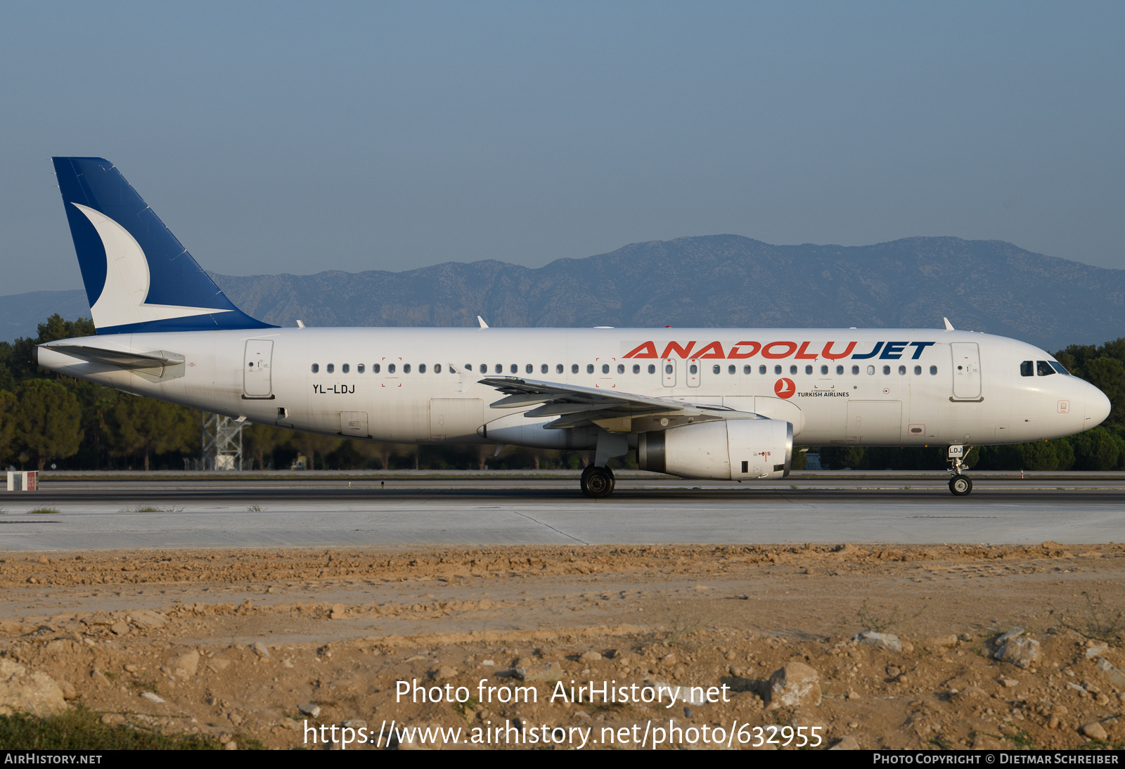 Aircraft Photo of YL-LDJ | Airbus A320-232 | AnadoluJet | AirHistory.net #632955