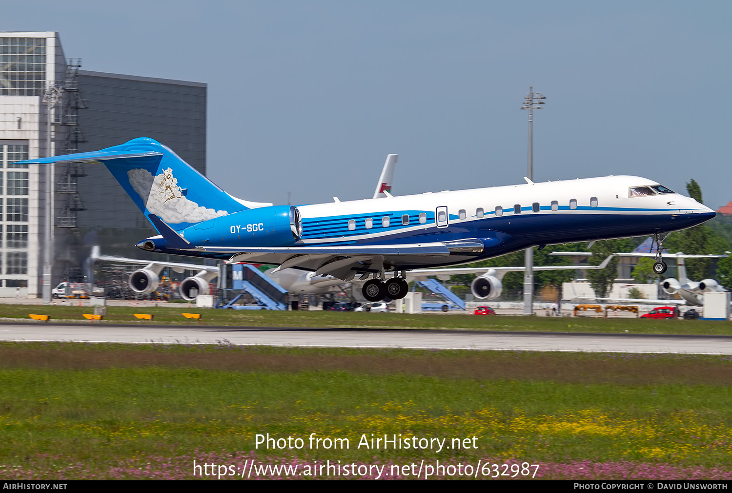 Aircraft Photo of OY-SGC | Bombardier Global 5000 (BD-700-1A11) | ExecuJet Europe | AirHistory.net #632987