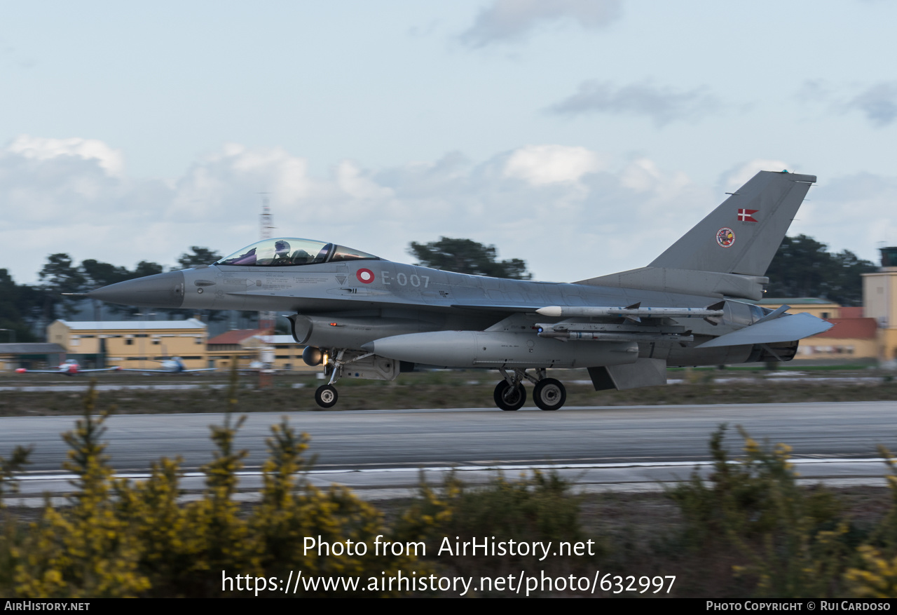 Aircraft Photo of E-007 | General Dynamics F-16AM Fighting Falcon | Denmark - Air Force | AirHistory.net #632997