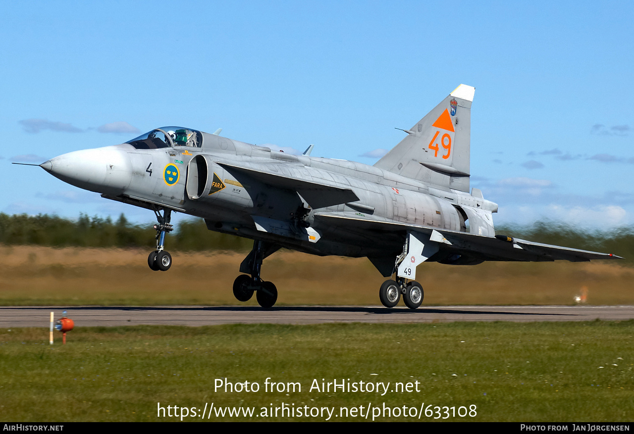 Aircraft Photo of 37449 | Saab JA37DI Viggen | Sweden - Air Force | AirHistory.net #633108