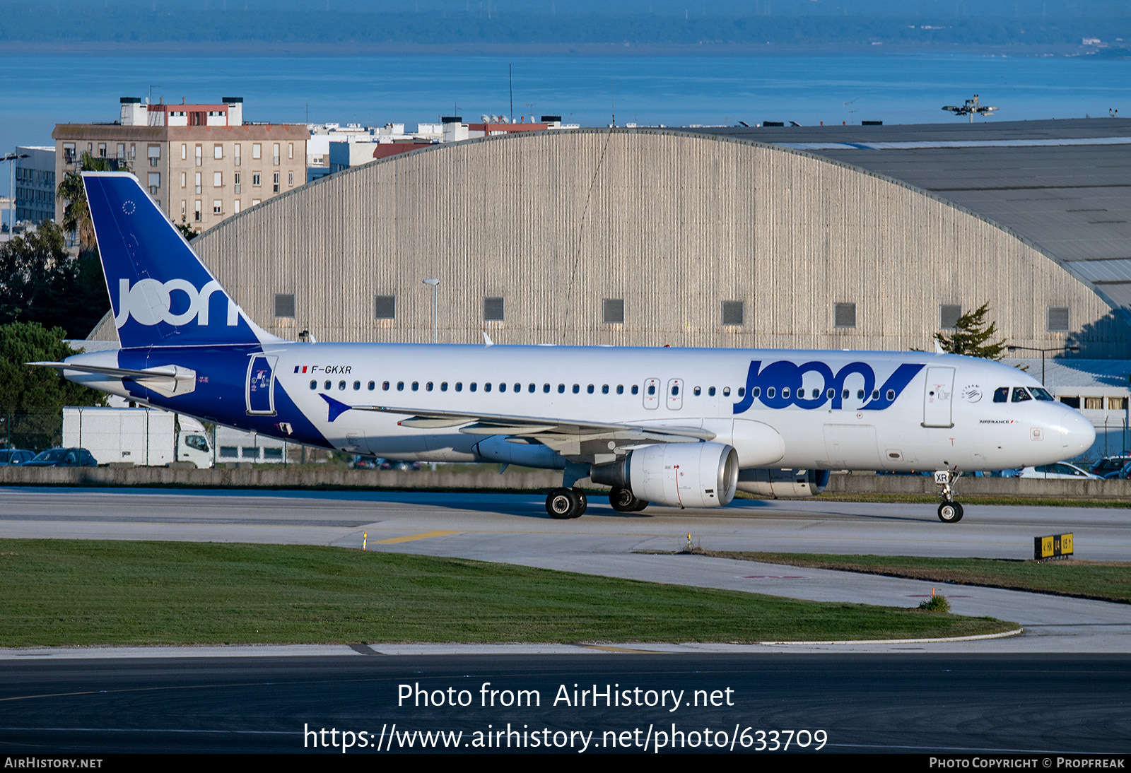 Aircraft Photo of F-GKXR | Airbus A320-214 | Joon | AirHistory.net #633709