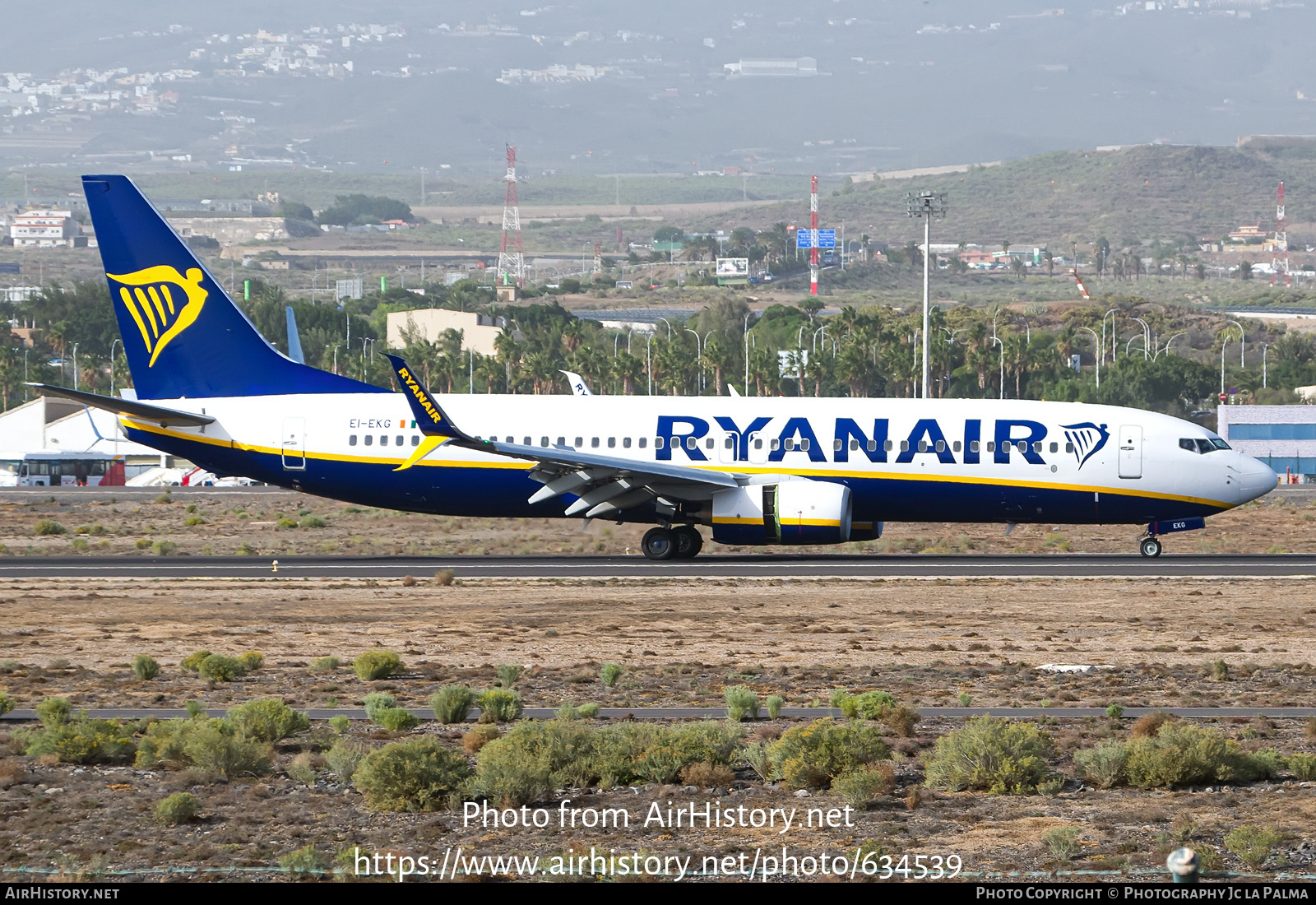 Aircraft Photo of EI-EKG | Boeing 737-8AS | Ryanair | AirHistory.net #634539