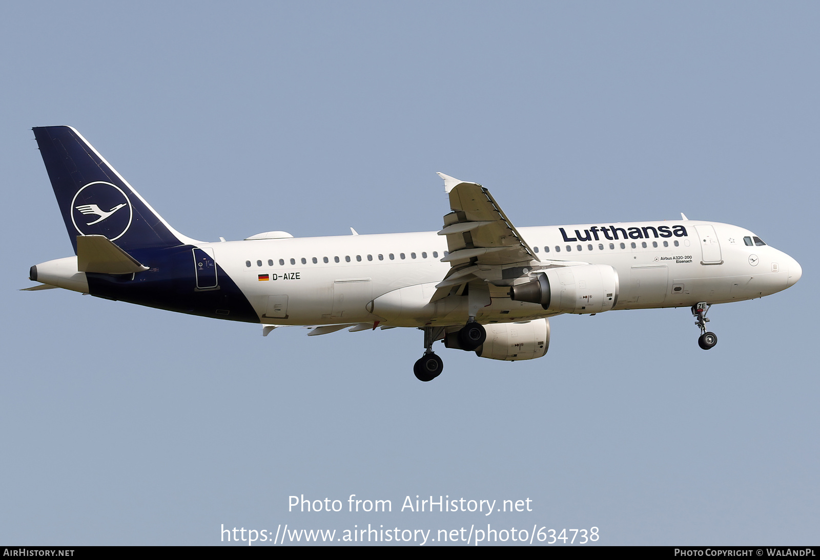 Aircraft Photo of D-AIZE, Airbus A320-214