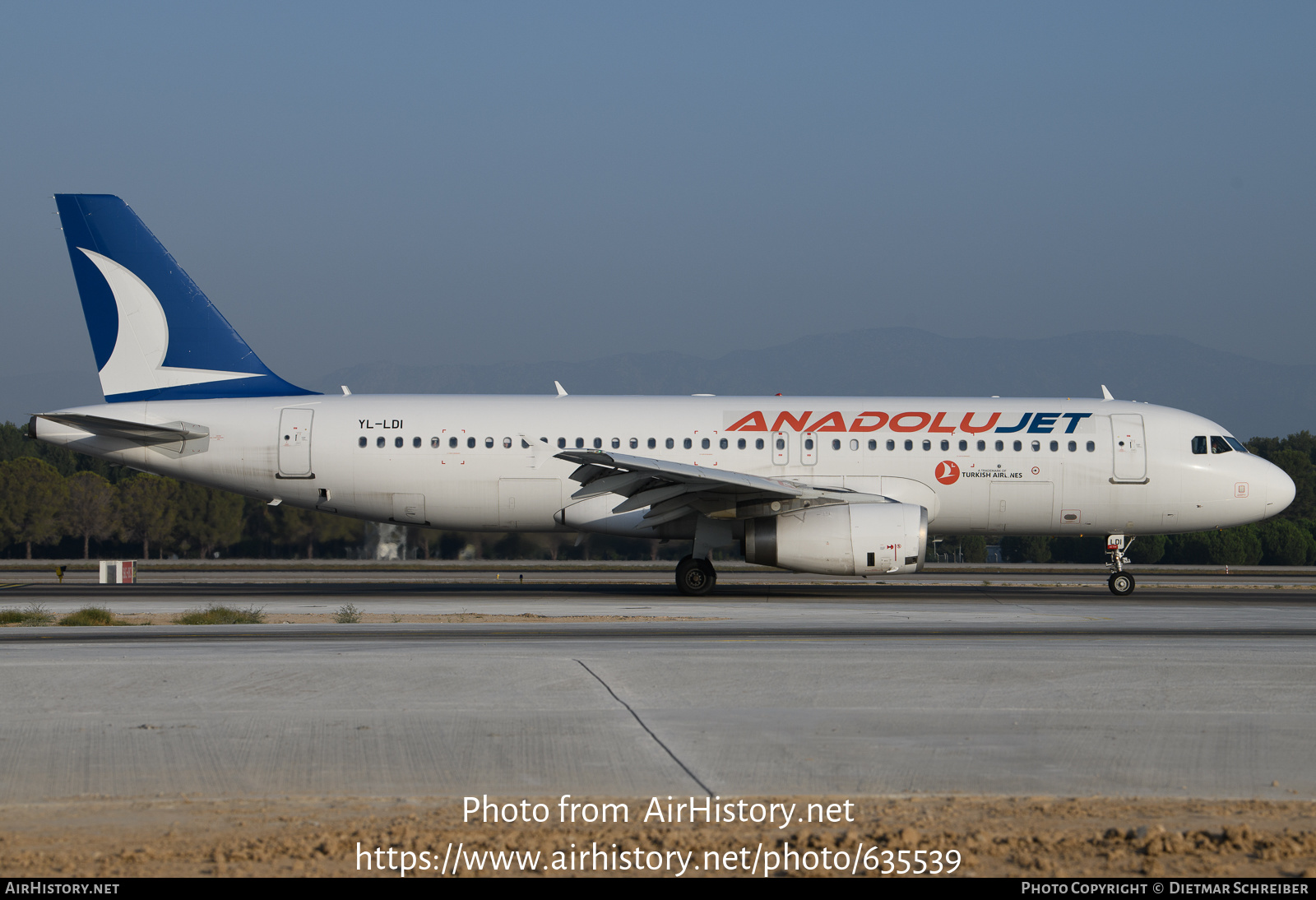 Aircraft Photo of YL-LDI | Airbus A320-232 | AnadoluJet | AirHistory.net #635539