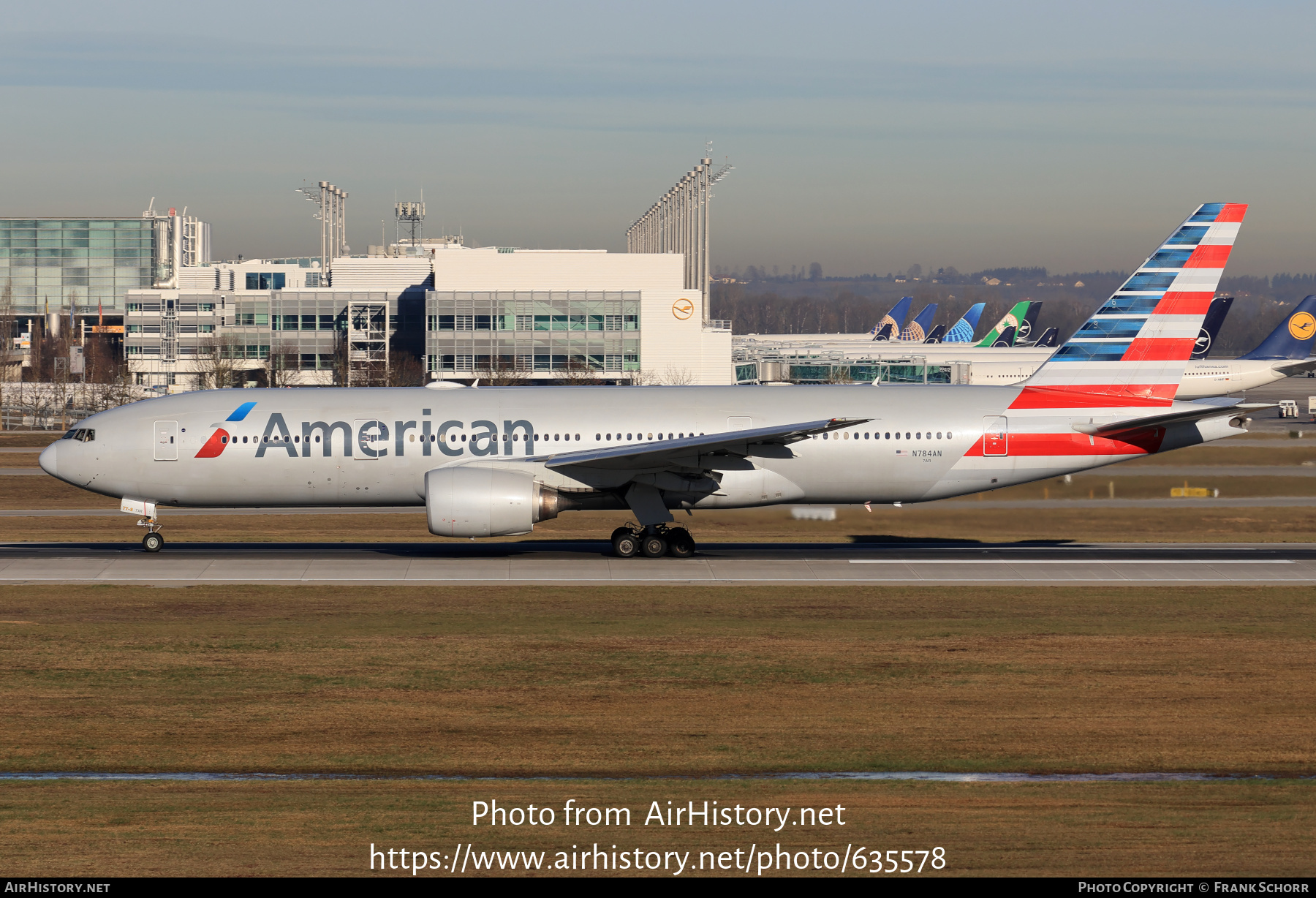 Aircraft Photo of N784AN | Boeing 777-223/ER | American Airlines | AirHistory.net #635578