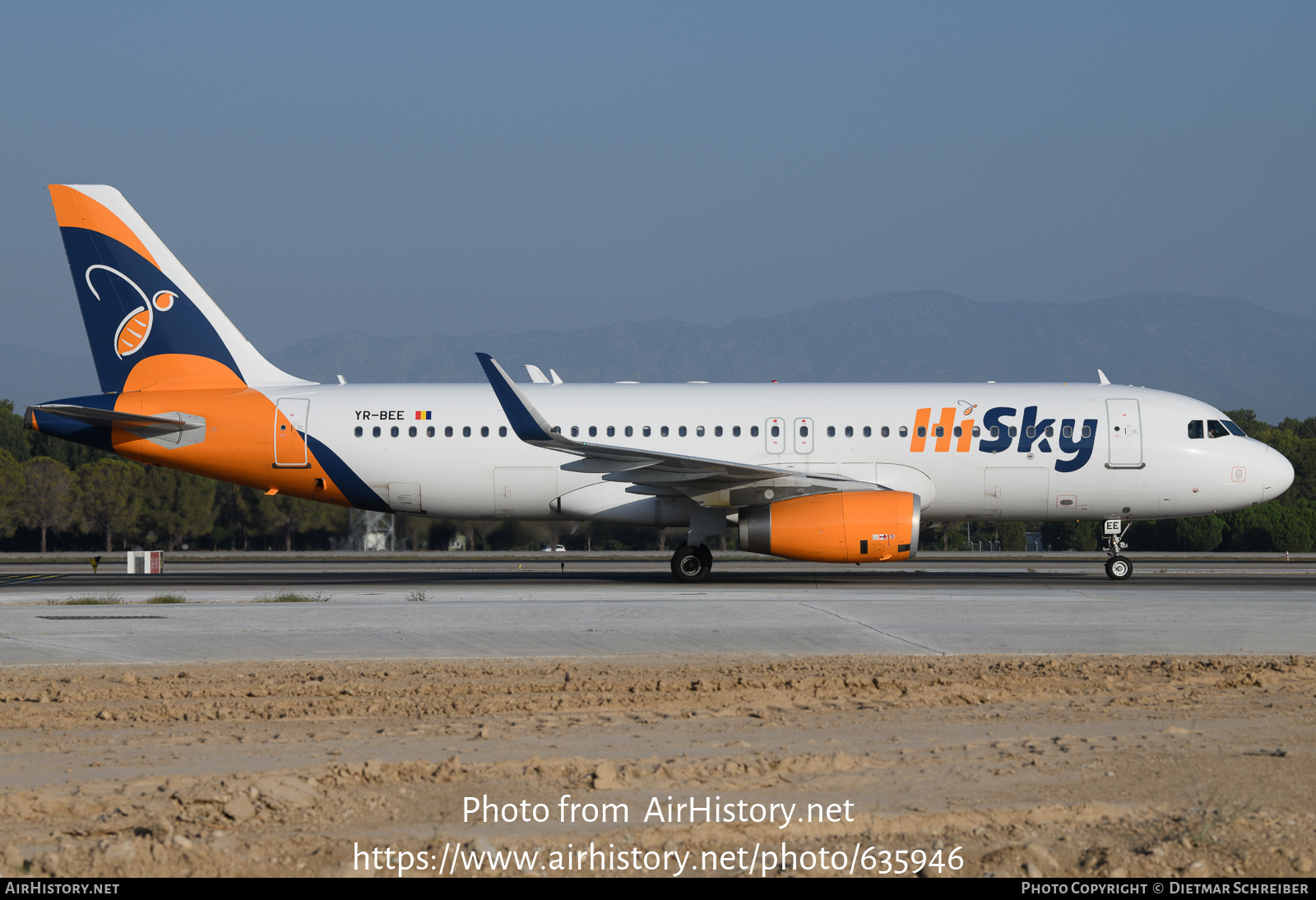 Aircraft Photo of YR-BEE | Airbus A320-232 | HiSky | AirHistory.net #635946