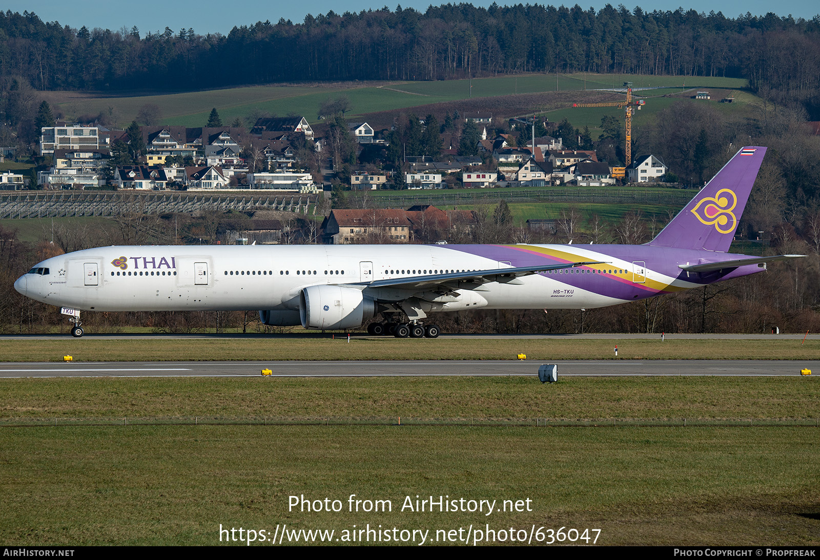 Aircraft Photo of HS-TKU | Boeing 777-3D7/ER | Thai Airways International | AirHistory.net #636047