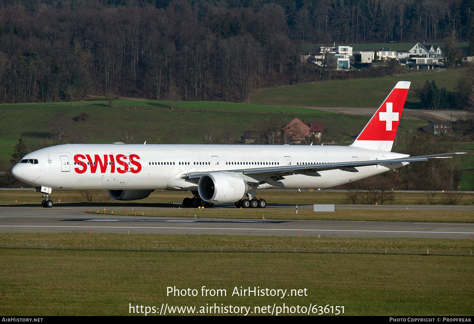 Aircraft Photo of HB-JNI | Boeing 777-300/ER | Swiss International Air Lines | AirHistory.net #636151