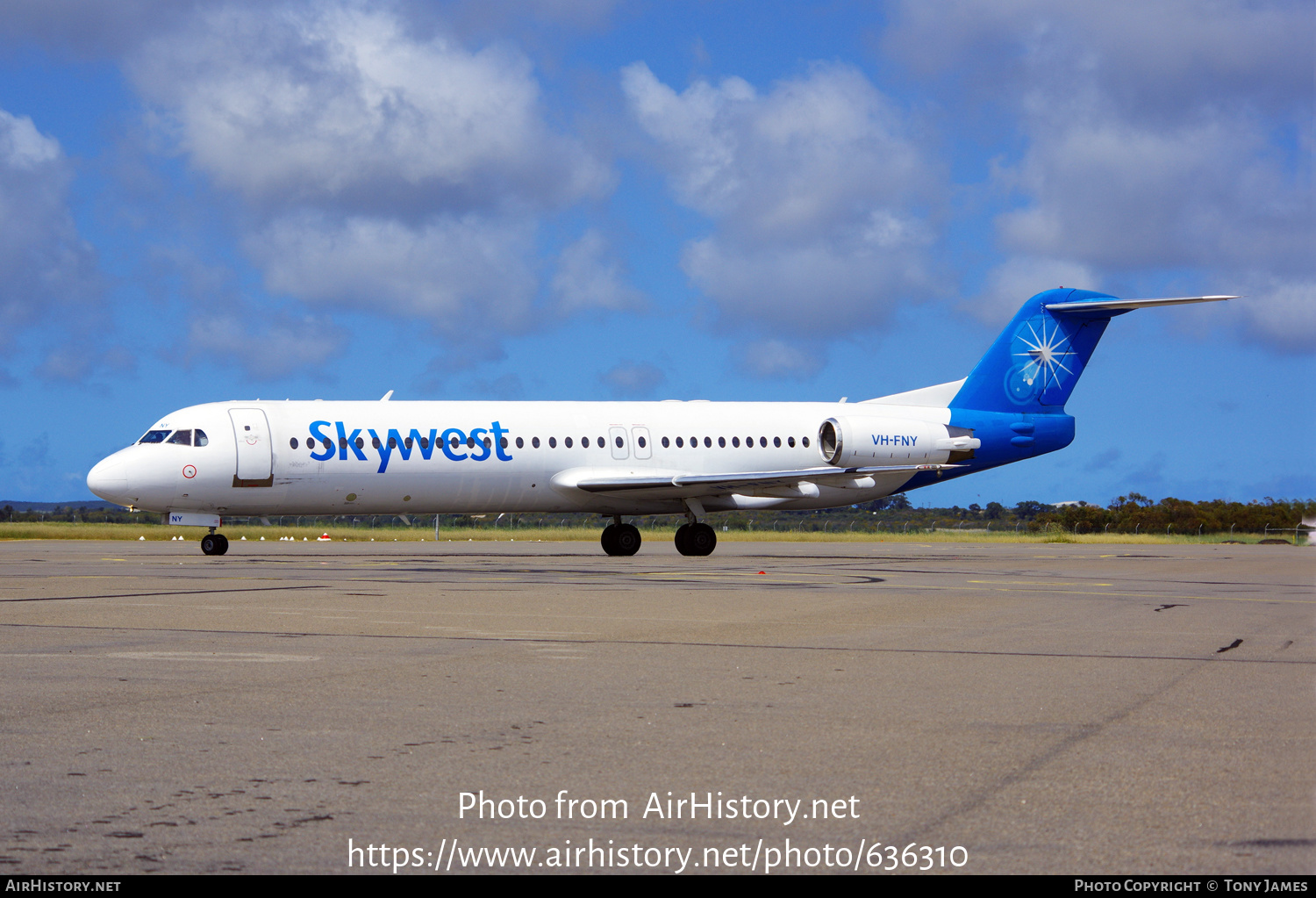 Aircraft Photo of VH-FNY | Fokker 100 (F28-0100) | Skywest Airlines | AirHistory.net #636310