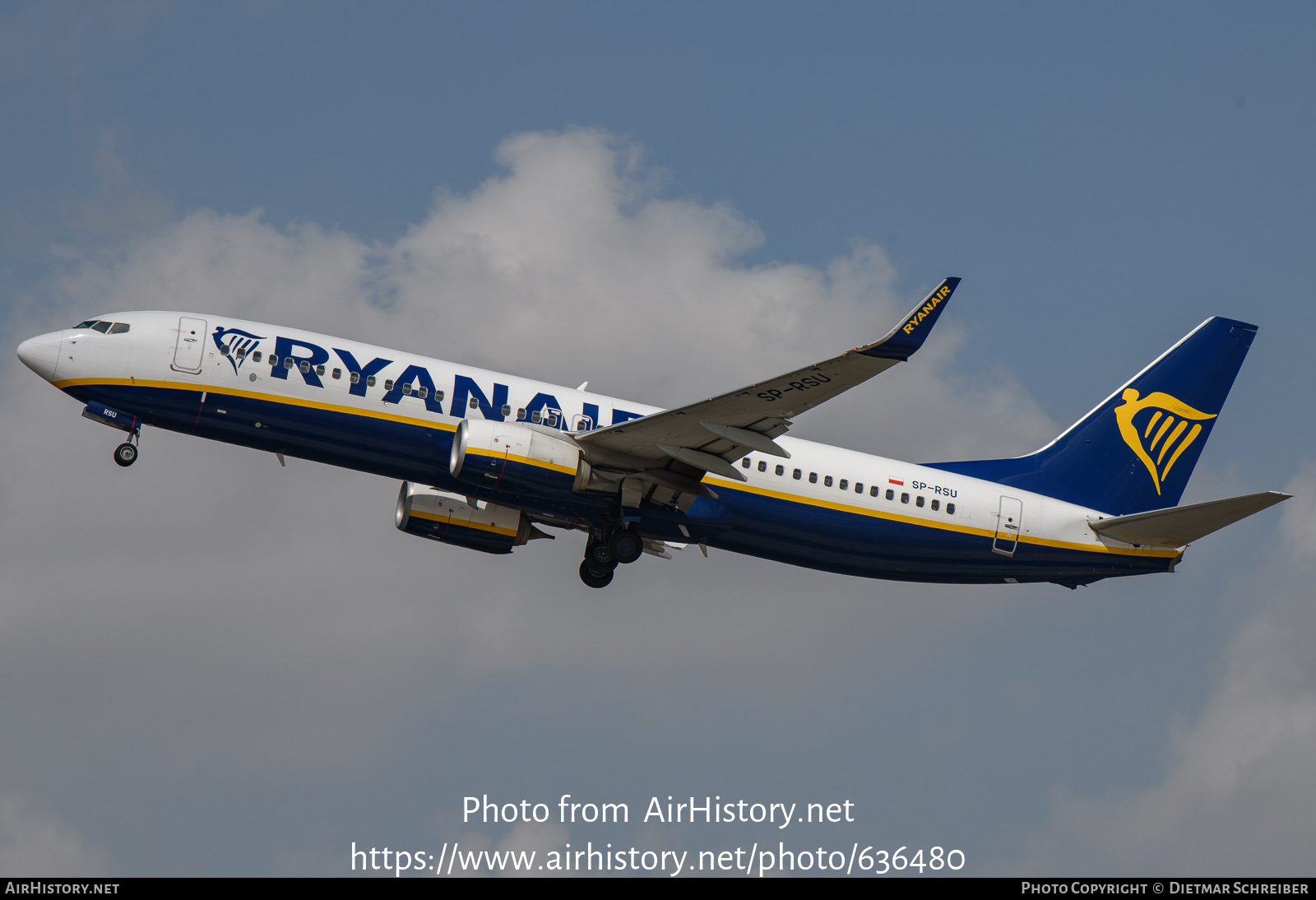 Aircraft Photo of SP-RSU | Boeing 737-8AS | Ryanair | AirHistory.net #636480