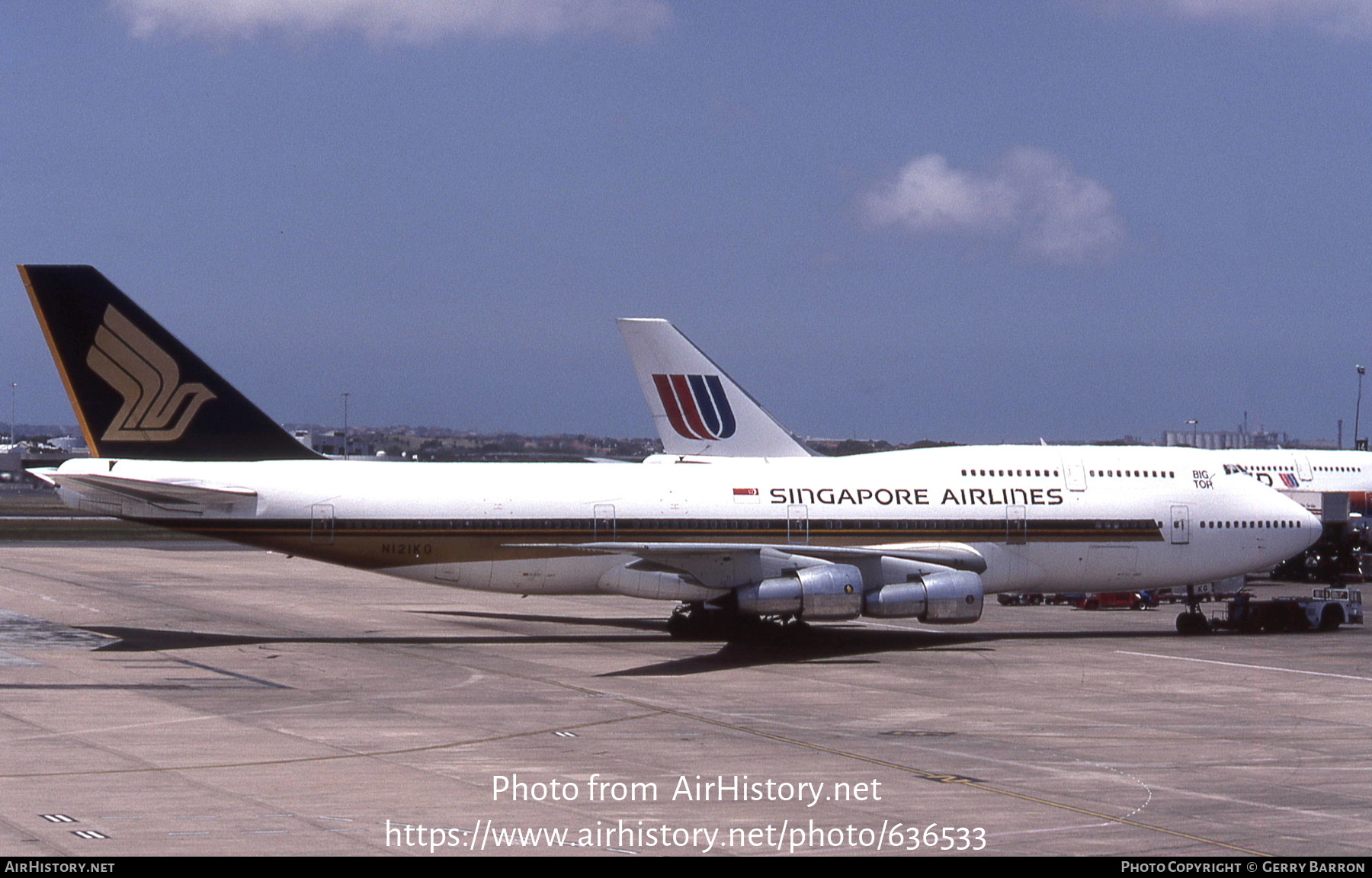 Aircraft Photo of N121KG | Boeing 747-312 | Singapore Airlines | AirHistory.net #636533