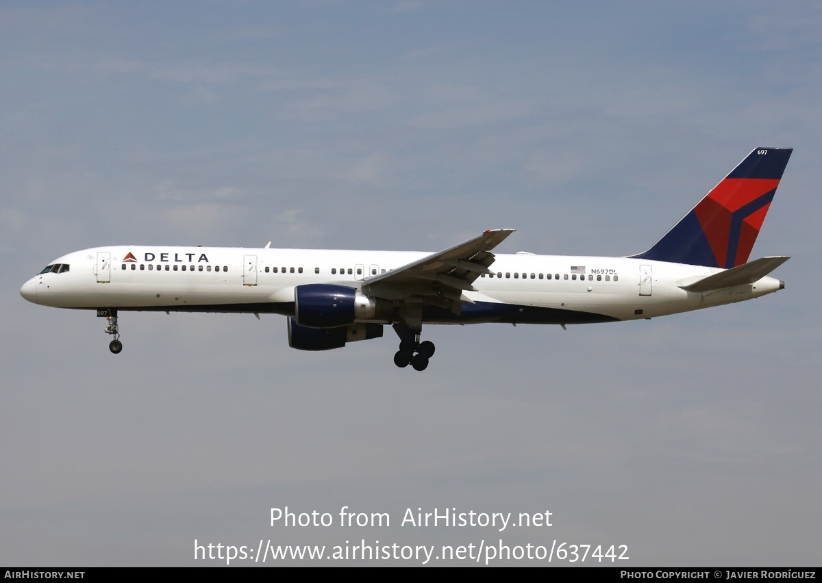 Aircraft Photo of N697DL | Boeing 757-232 | Delta Air Lines | AirHistory.net #637442