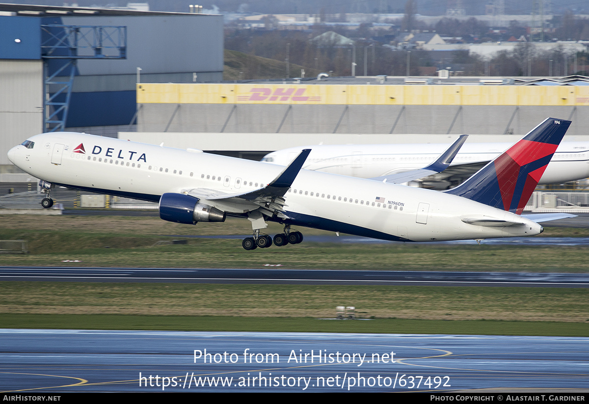 Aircraft Photo of N196DN | Boeing 767-332/ER | Delta Air Lines | AirHistory.net #637492