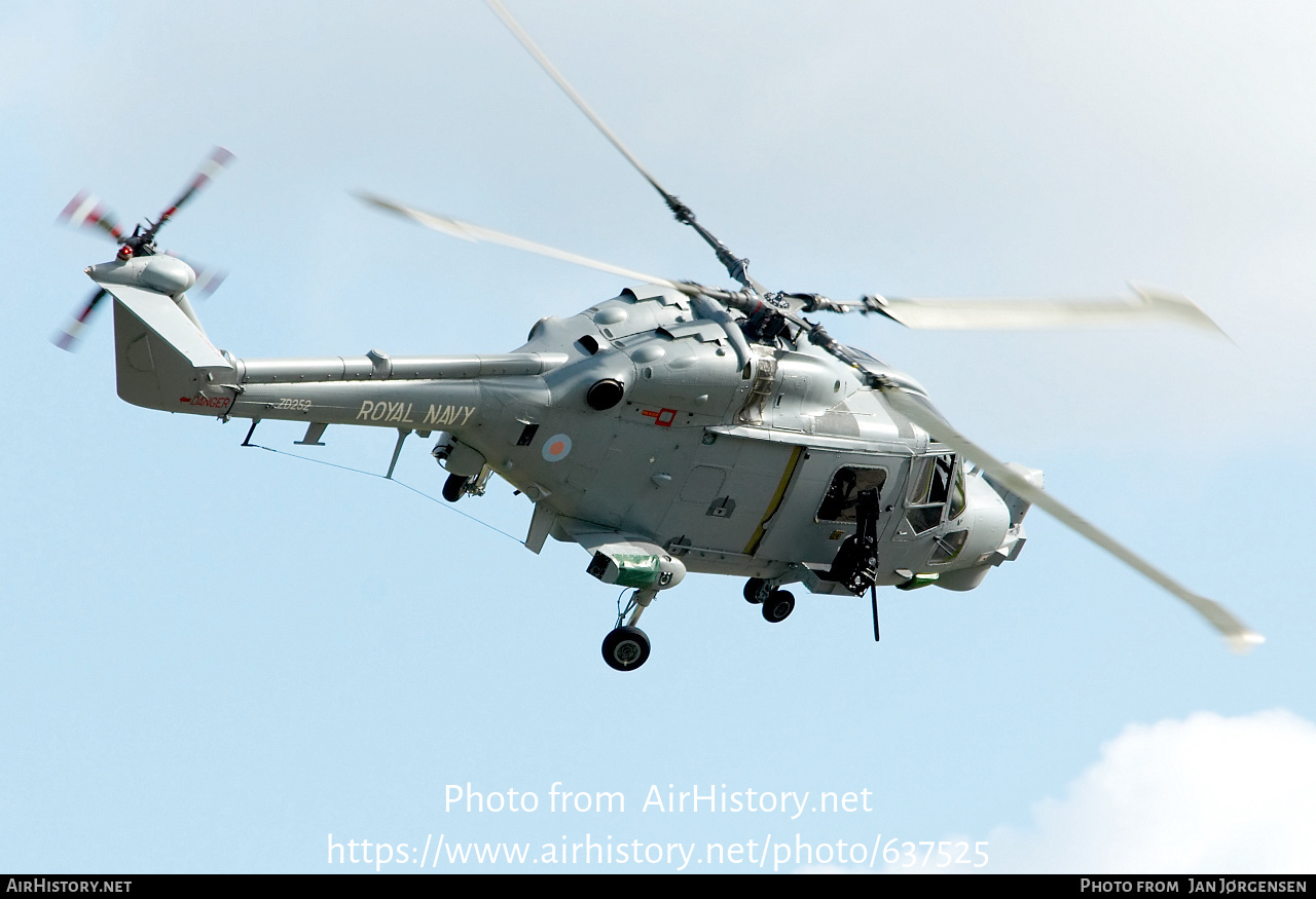 Aircraft Photo of ZD252 | Westland WG-13 Lynx HMA8ACS | UK - Navy | AirHistory.net #637525