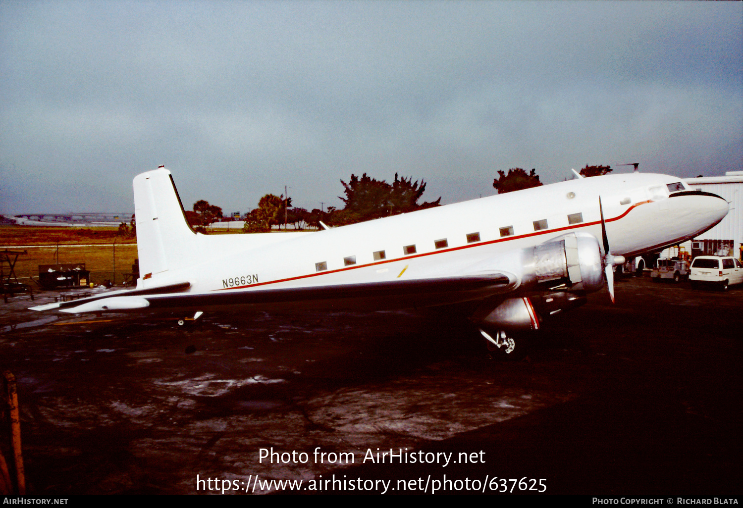 Aircraft Photo of N9663N | Douglas C-117D (DC-3S) | AirHistory.net #637625