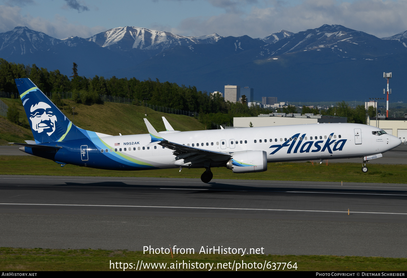 Aircraft Photo of N952AK | Boeing 737-9 Max 9 | Alaska Airlines | AirHistory.net #637764