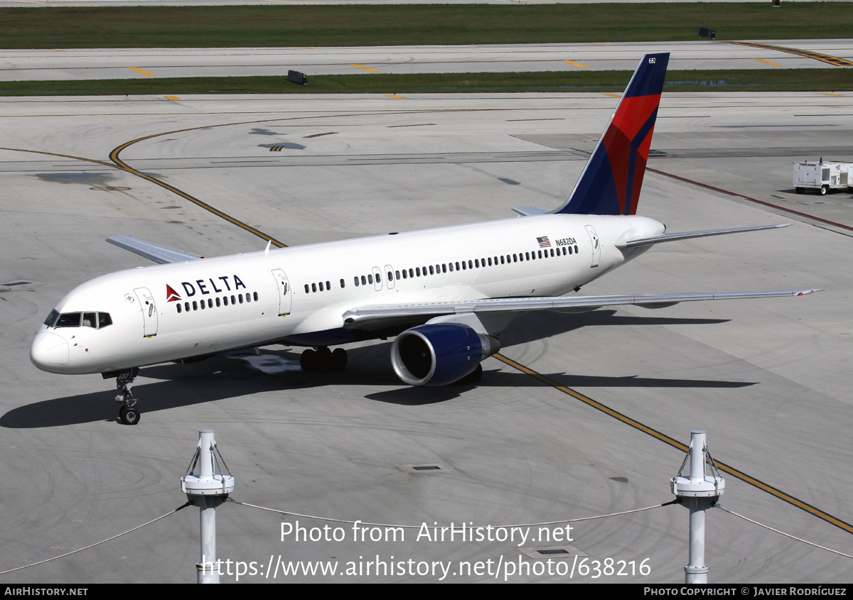 Aircraft Photo of N682DA | Boeing 757-232 | Delta Air Lines | AirHistory.net #638216