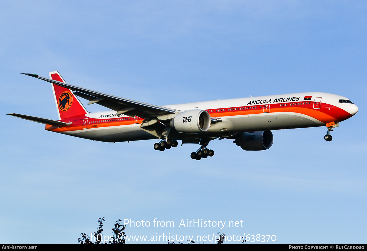 Aircraft Photo of D2-TEK | Boeing 777-3M2/ER | TAAG Angola Airlines - Linhas Aéreas de Angola | AirHistory.net #638370