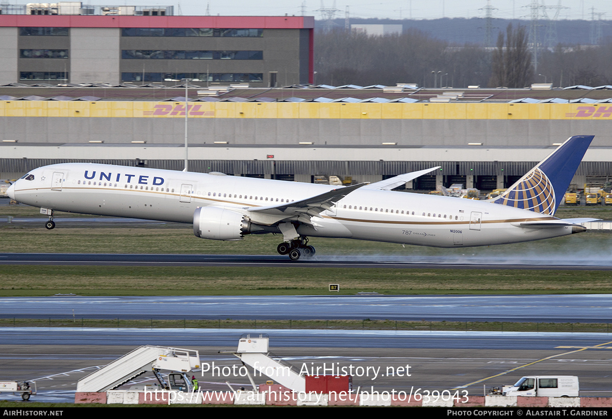 Aircraft Photo of N12006 | Boeing 787-10 Dreamliner | United Airlines | AirHistory.net #639043