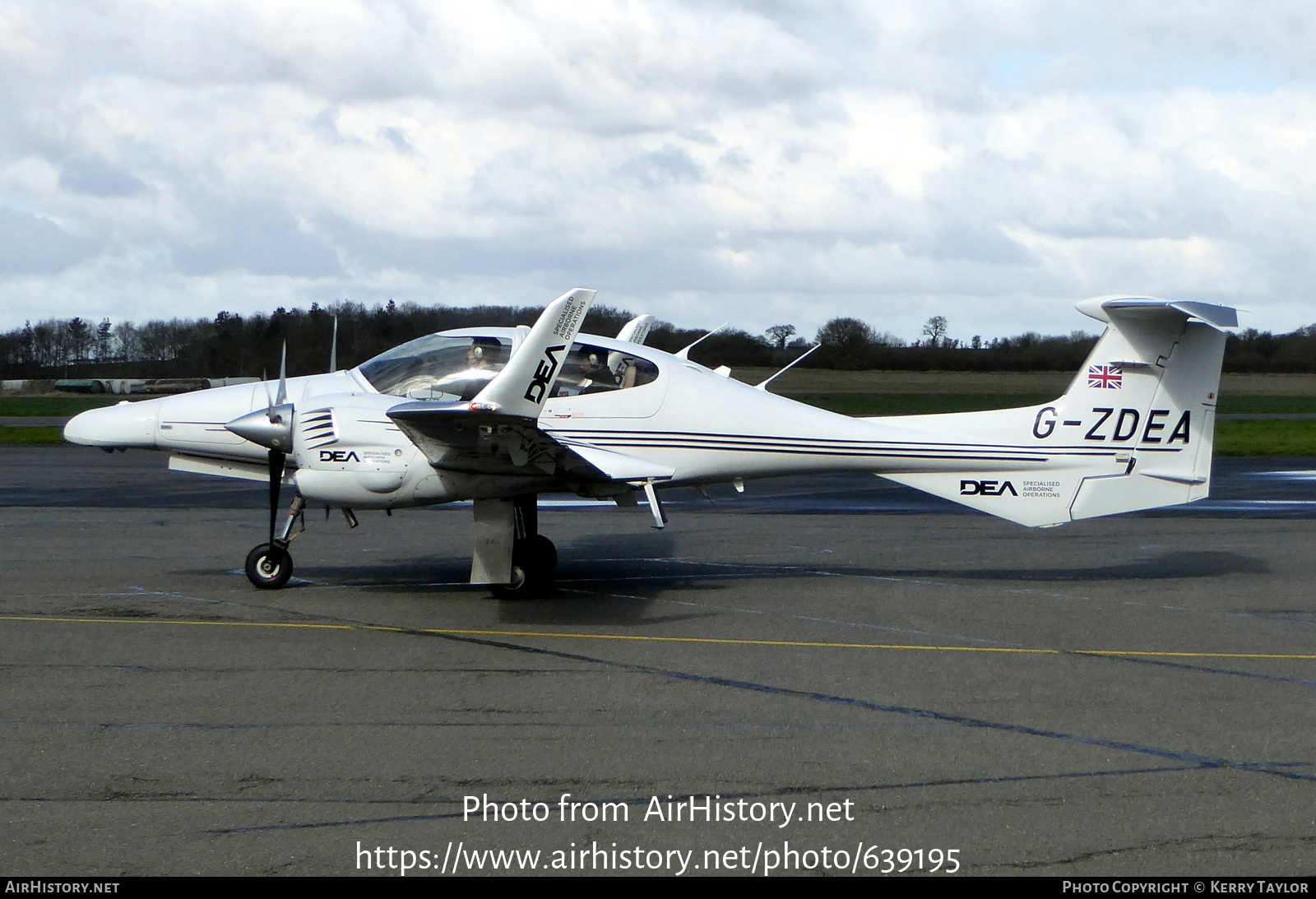 Aircraft Photo of G-ZDEA | Diamond DA42 Twin Star | DEA Specialised Airborne Operations | AirHistory.net #639195