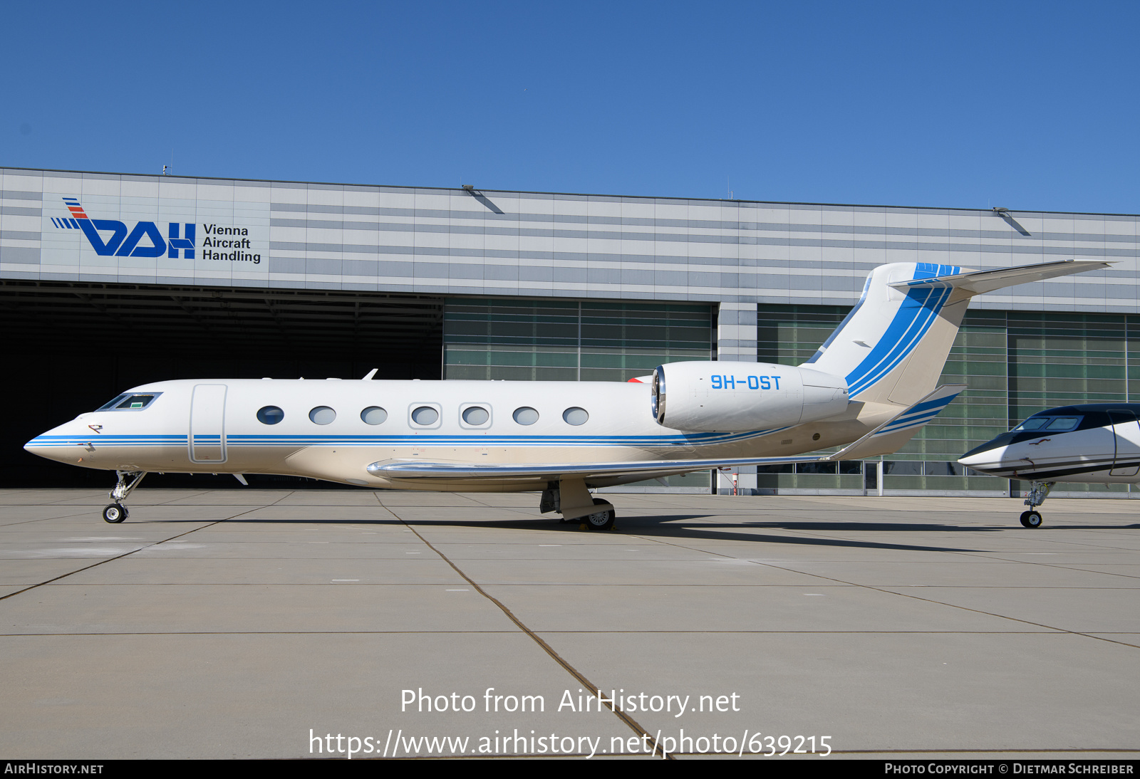 Aircraft Photo of 9H-OST | Gulfstream Aerospace G500 (G-VII) | AirHistory.net #639215