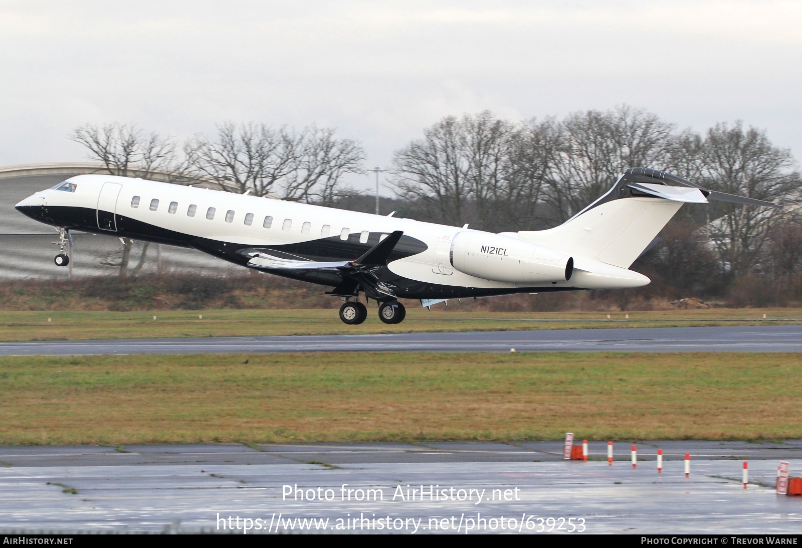 Aircraft Photo of N121CL | Bombardier Global 7500 (BD-700-2A12) | AirHistory.net #639253