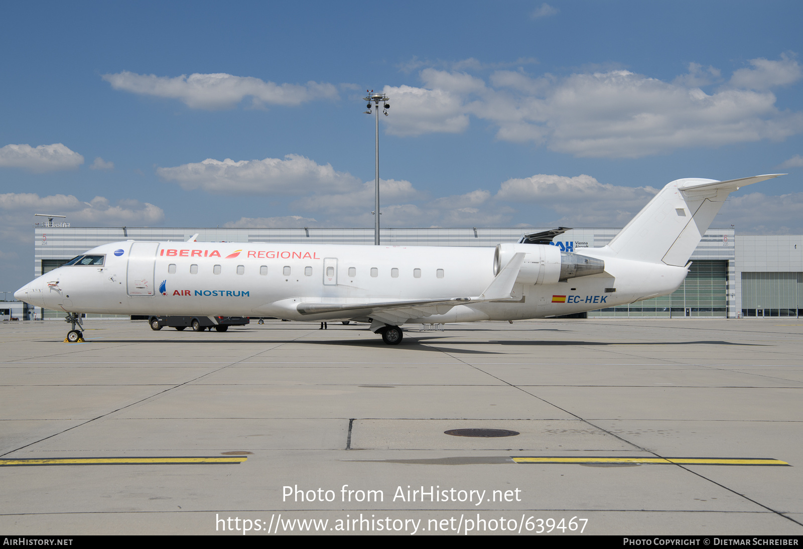 Aircraft Photo of EC-HEK | Bombardier CRJ-200ER (CL-600-2B19) | Iberia Regional | AirHistory.net #639467