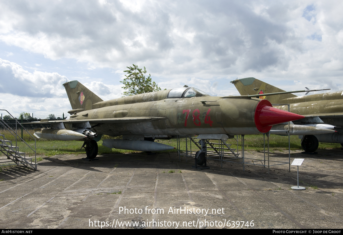 Aircraft Photo of 784 | Mikoyan-Gurevich MiG-21MF | East Germany - Air ...