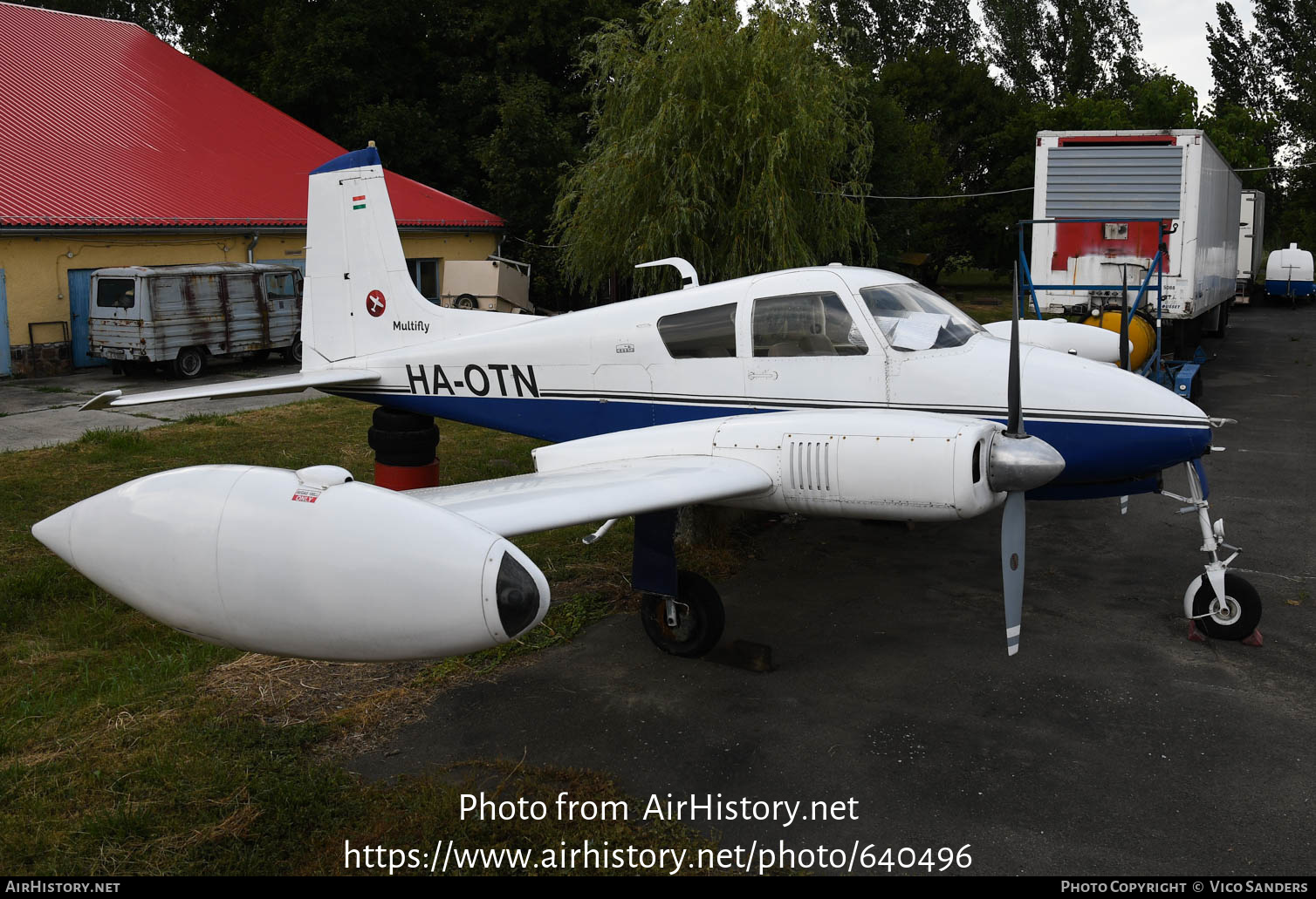 Aircraft Photo of HA-OTN | Cessna 310C | Multifly | AirHistory.net #640496