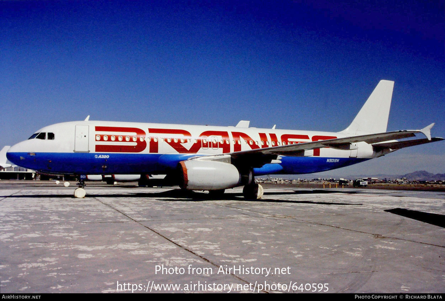 Aircraft Photo of N901BN | Airbus A320-231 | Braniff | AirHistory.net #640595