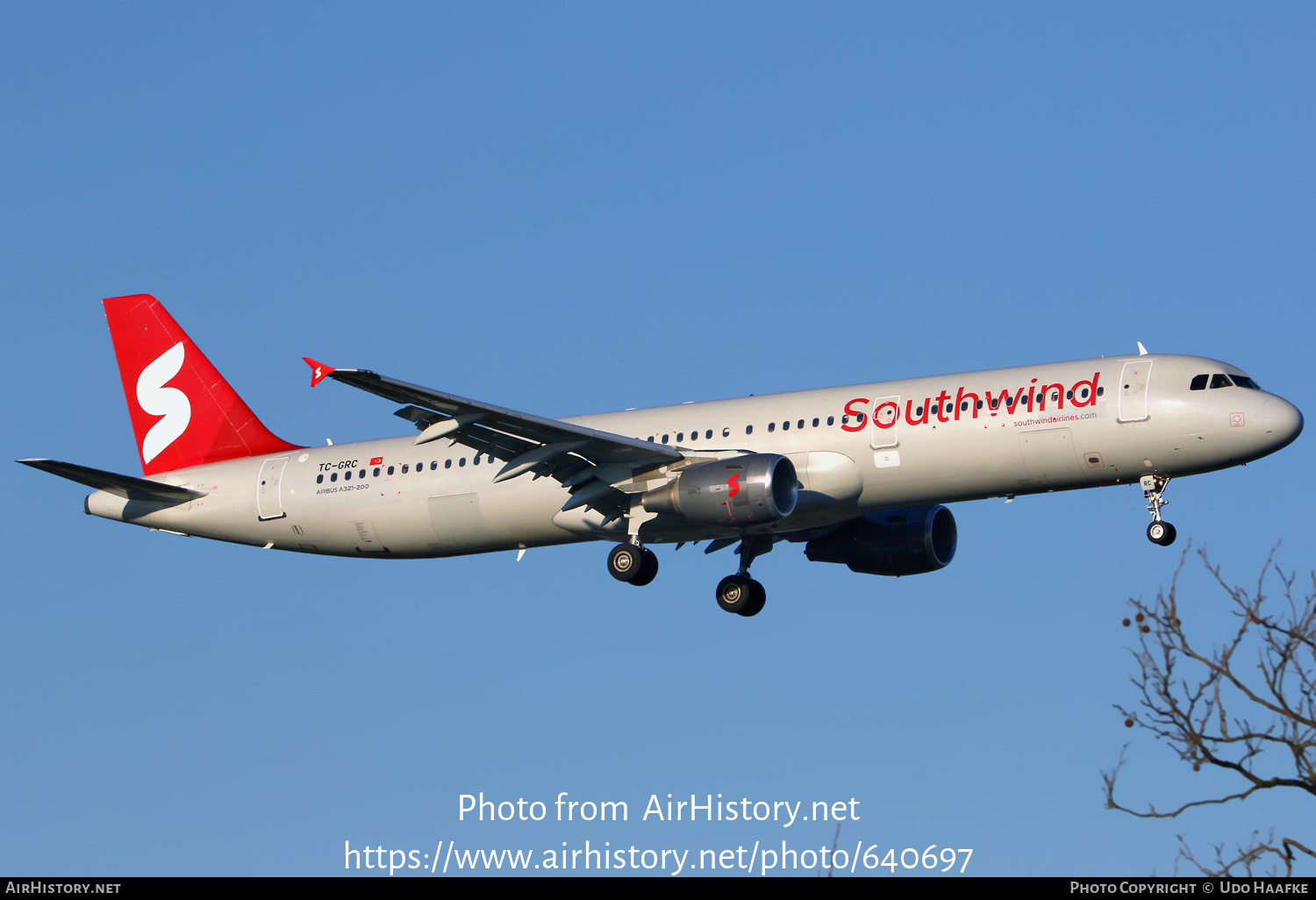 Aircraft Photo of TC-GRC | Airbus A321-211 | Southwind Airlines | AirHistory.net #640697