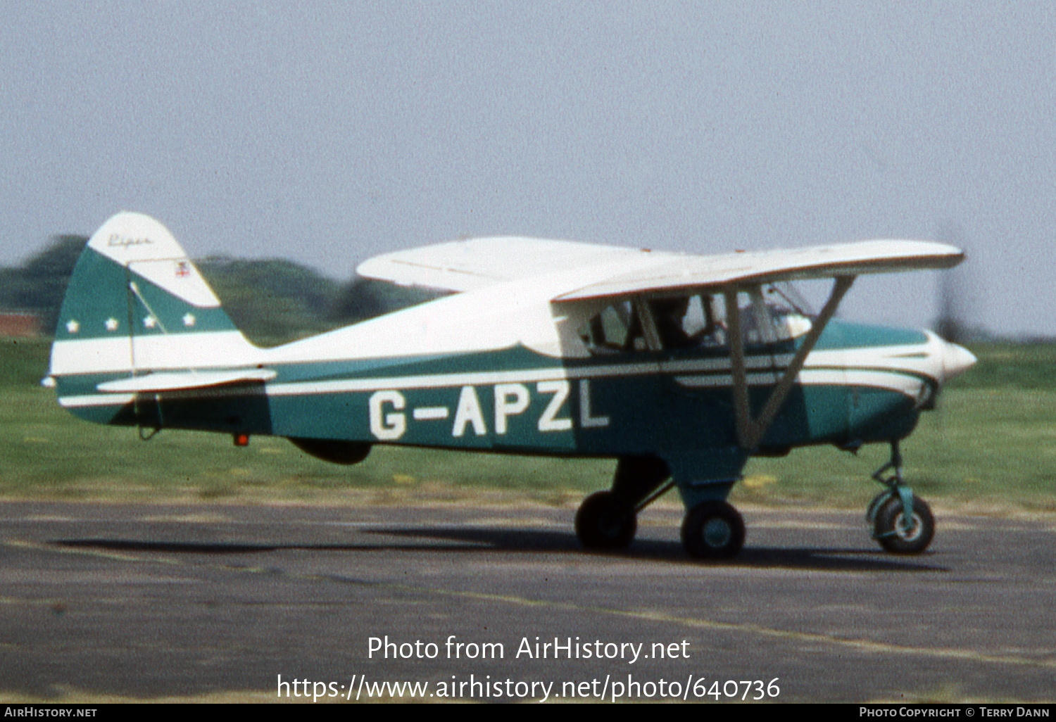 Aircraft Photo of G-APZL | Piper PA-22-160 Tri-Pacer | AirHistory.net #640736