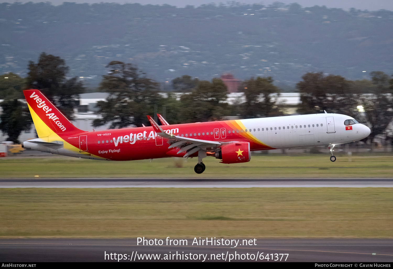 Aircraft Photo of VN-A523 | Airbus A321-271NX | VietJet Air | AirHistory.net #641377