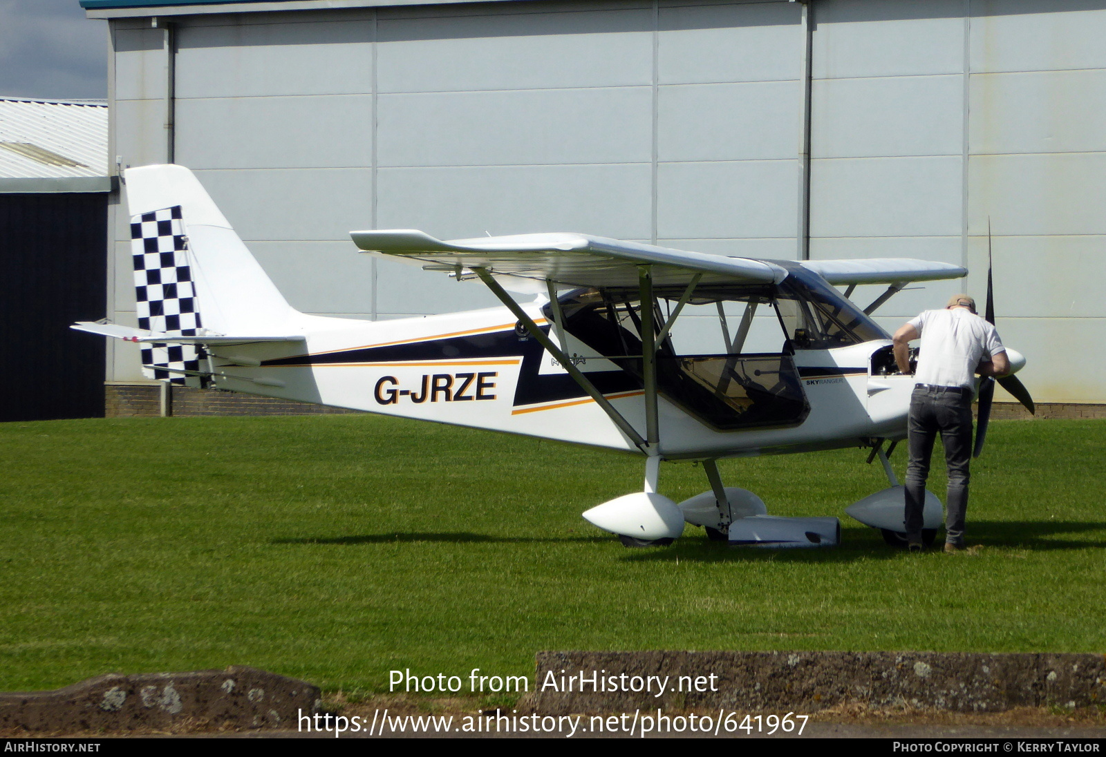 Aircraft Photo of G-JRZE | Best Off Nynja | AirHistory.net #641967