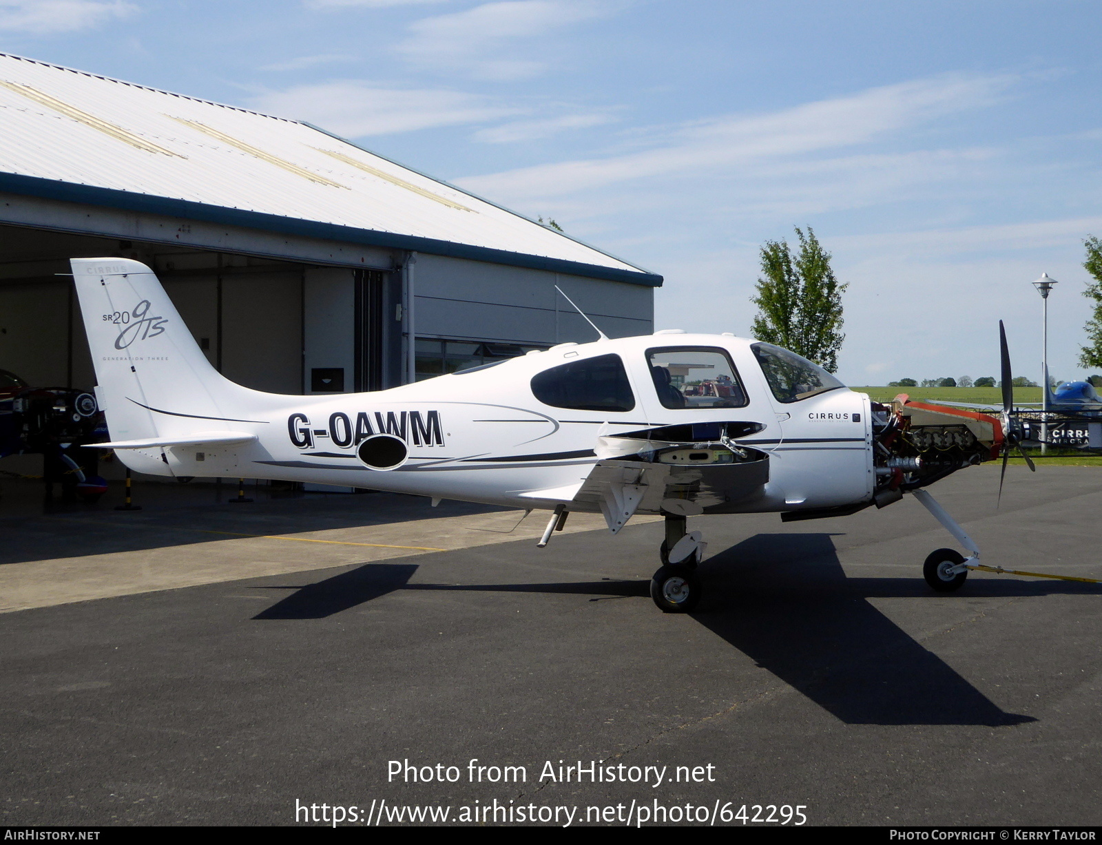 Aircraft Photo of G-OAWM | Cirrus SR-20 G3-GTS | AirHistory.net #642295