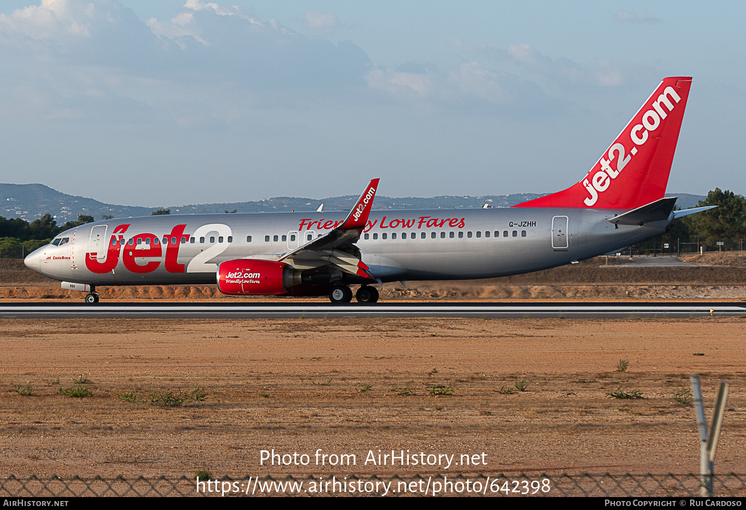 Aircraft Photo of G-JZHH | Boeing 737-85P | Jet2 | AirHistory.net #642398